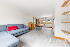 dining- click for photo gallery